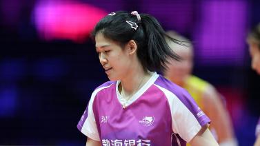 而篮板球也 而篮板球也